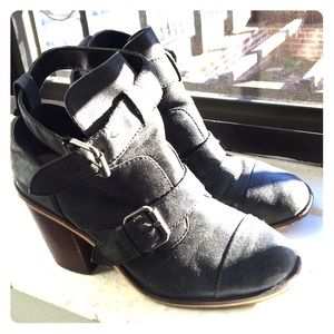 Kensie black Cameron boots